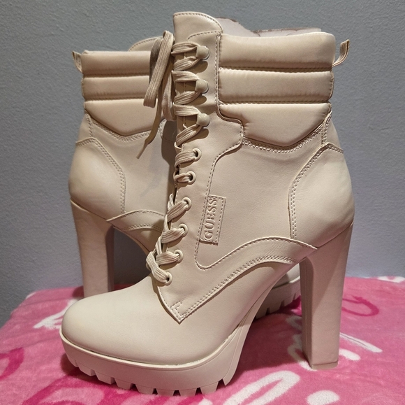 Guess Women's Talore Faux Leather Heeled Ivory Boot, Size 10M - Picture 7 of 11